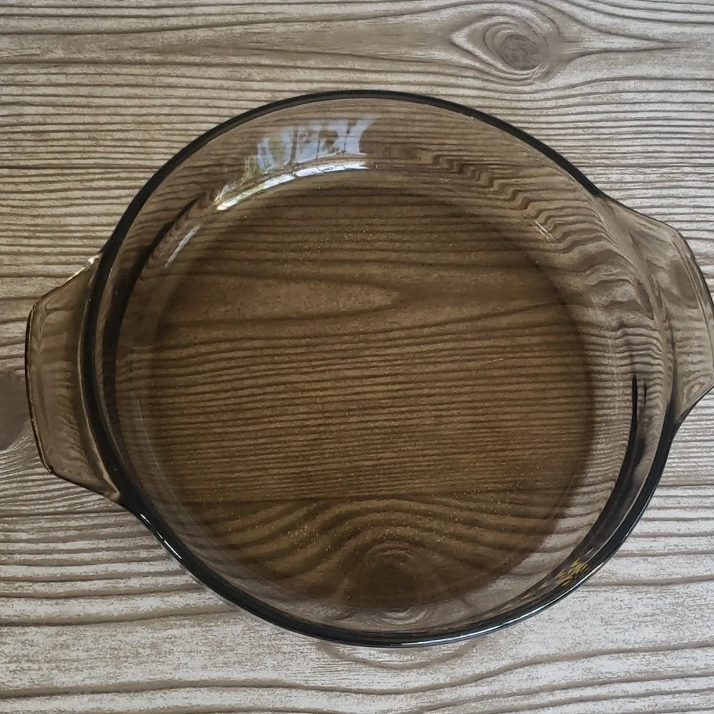 Vintage ambar  glassbake yellow daisy print  casserole